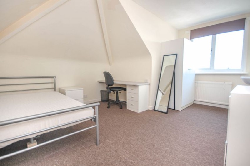 Images for Eight bedroom student house with three bathrooms - Gerald Road, Bournemouth