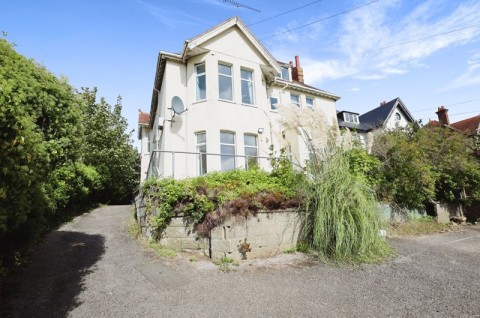 View Full Details for Richmond Park Avenue, Queens Park