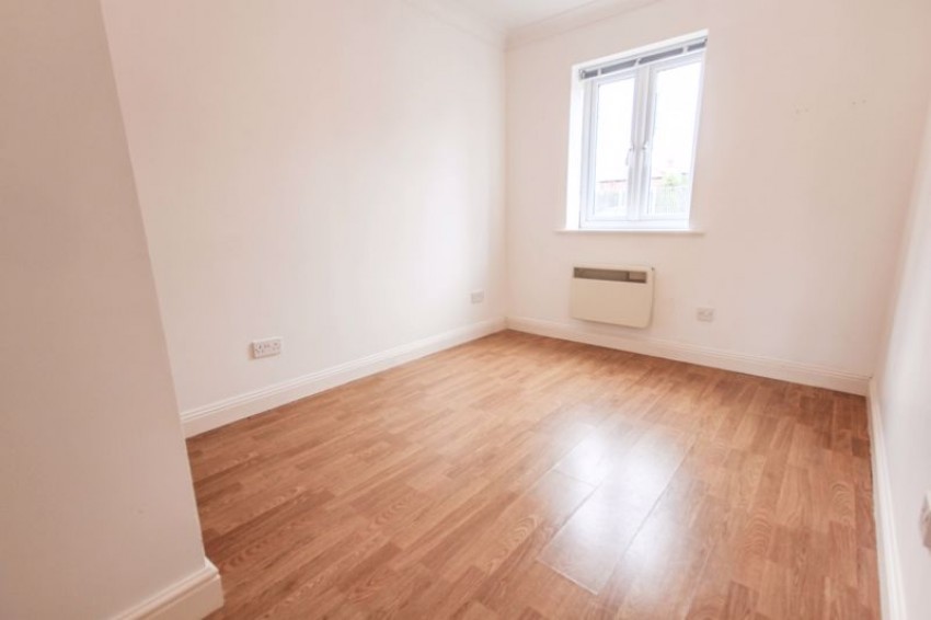 Images for Gardner Road, Christchurch