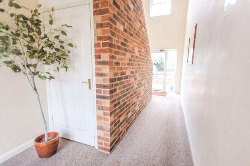 Images for Gardner Road, Christchurch