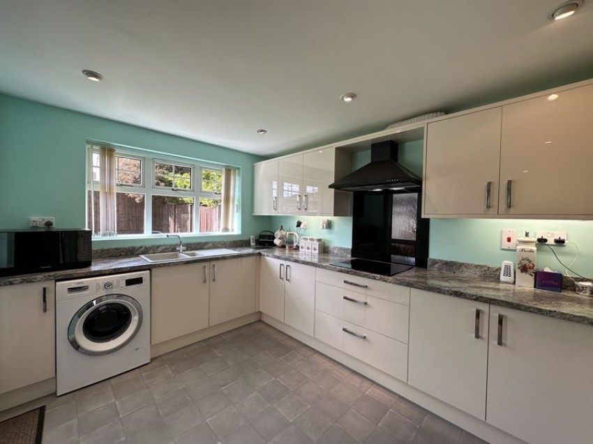 Images for Hampshire Close, Pontefract