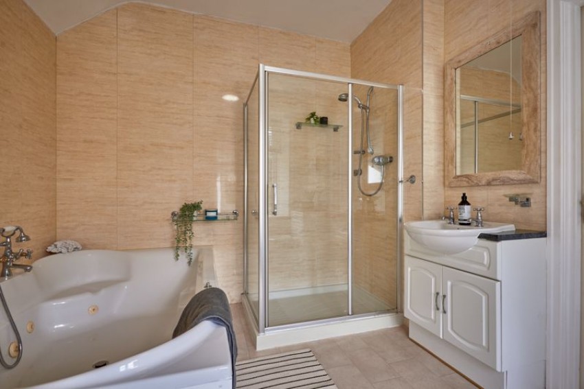 Images for The Ridge, Bingley