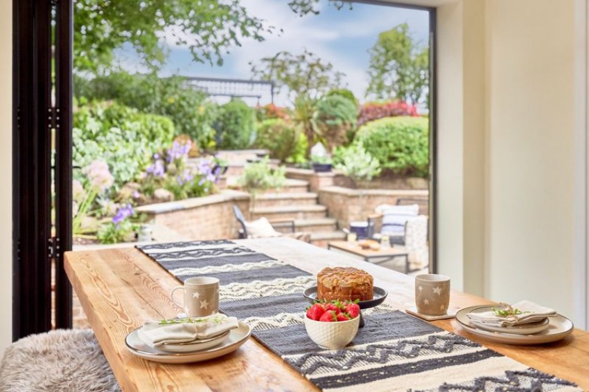 Images for Almshouse Lane, Newmillerdam