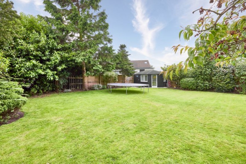 Images for Almshouse Lane, Newmillerdam