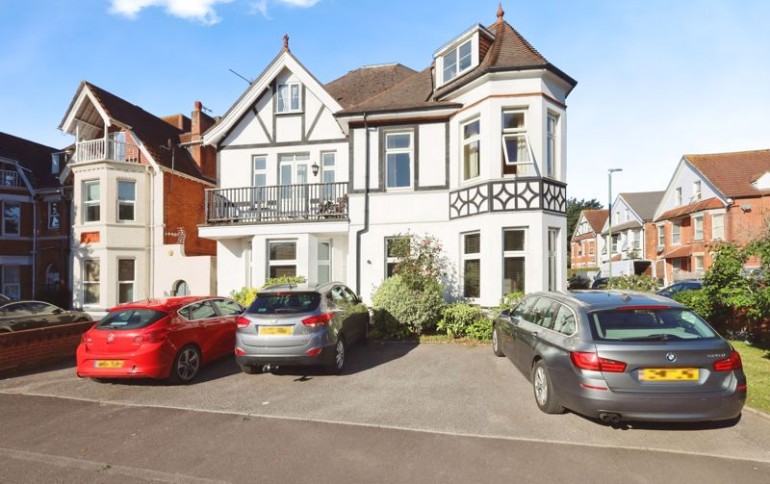 St Johns Road, Bournemouth