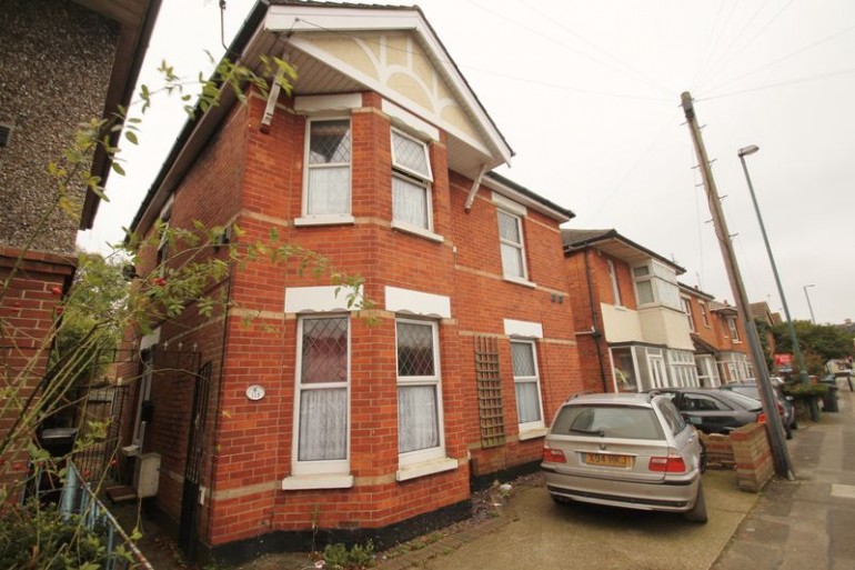Student House, Ensbury Park
