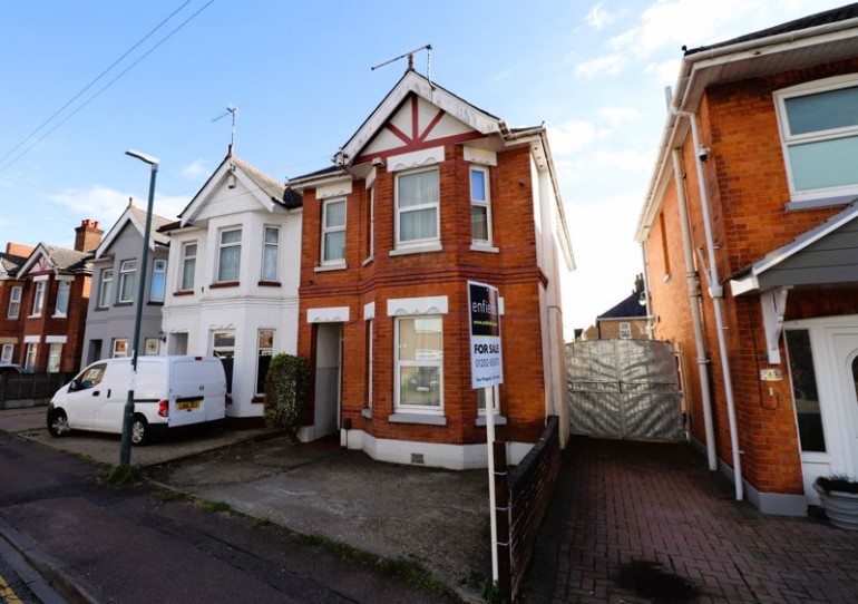 Brassey Road, Winton