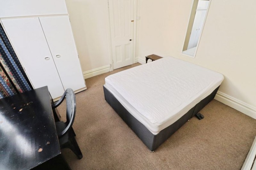 Images for Brassey Road, Winton