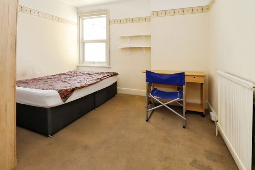 Images for Brassey Road, Winton