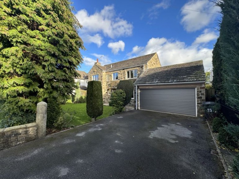Halstead Drive, Menston