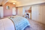 Images for The Gate House, Great North Road, Wentbridge