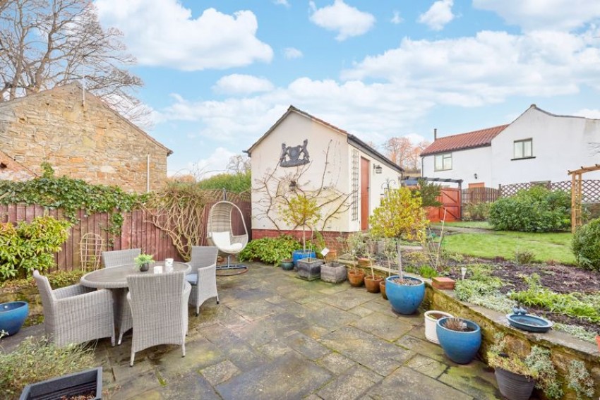 Images for The Gate House, Great North Road, Wentbridge