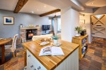 Images for The Gate House, Great North Road, Wentbridge