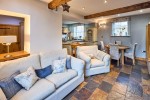 Images for The Gate House, Great North Road, Wentbridge