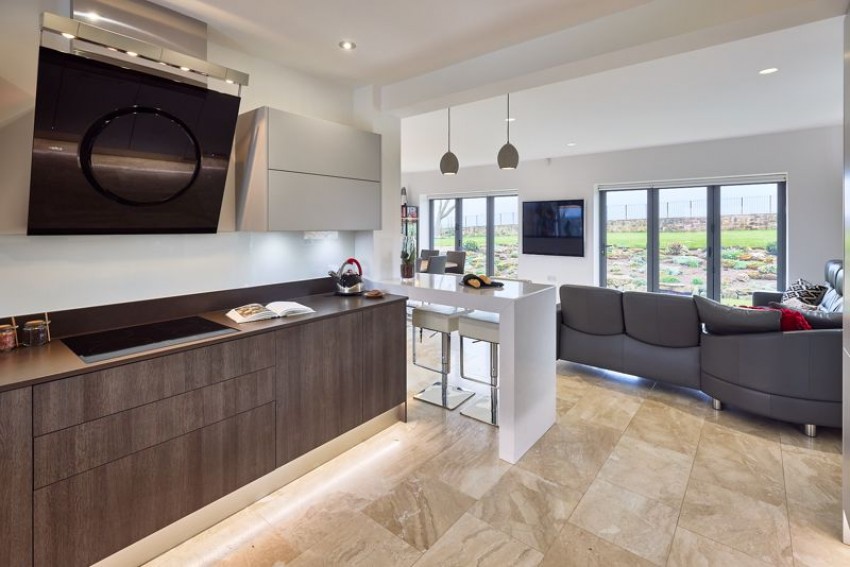 Images for Churchfield Road, Clayton