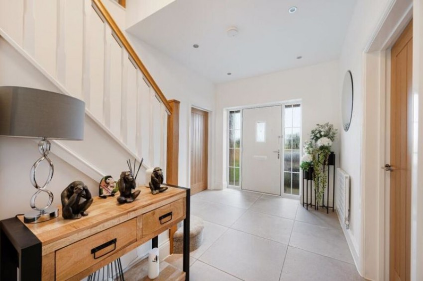 Images for Cuckoo Drive, Menston