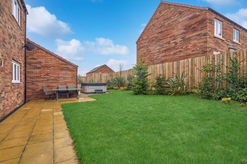 Images for Cuckoo Drive, Menston