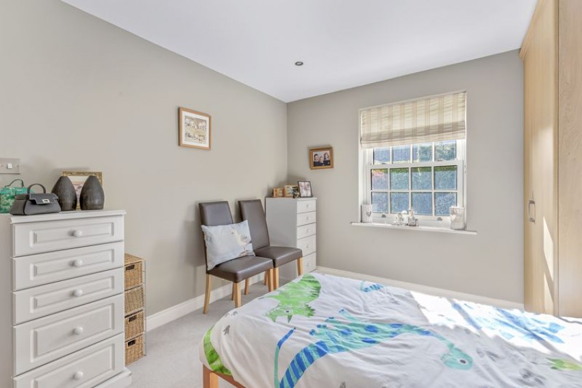 Images for Victoria Avenue, Menston