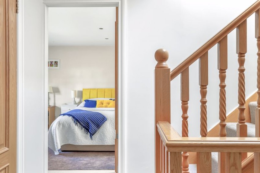 Images for Victoria Avenue, Menston