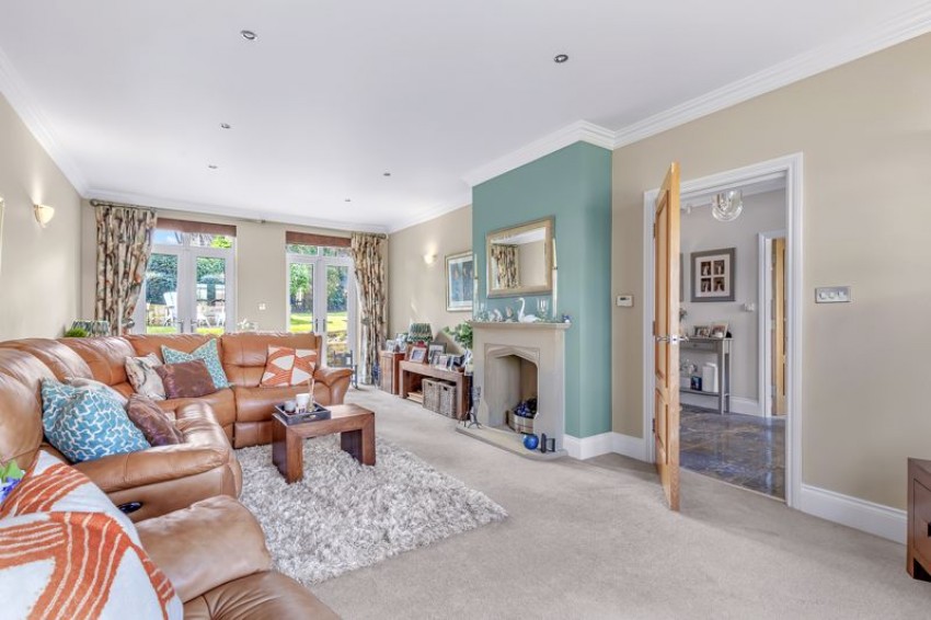Images for Victoria Avenue, Menston