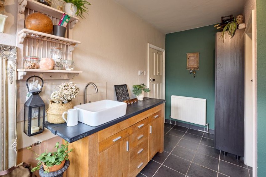 Images for Greystones, Carleton Road, Pontefract