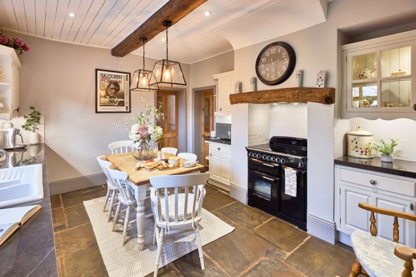 Images for Wood Farmhouse Doncaster Road, Goole