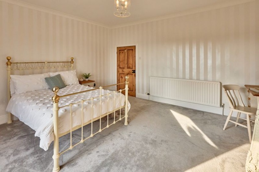 Images for Wood Farmhouse Doncaster Road, Goole