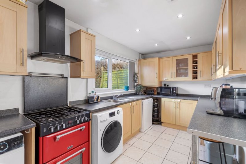 Images for Markham Avenue, Rawdon