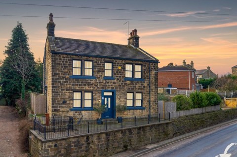 View Full Details for Carr Road, Calverley