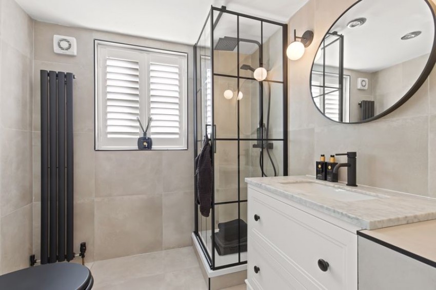 Images for Apperley Lane, Yeadon