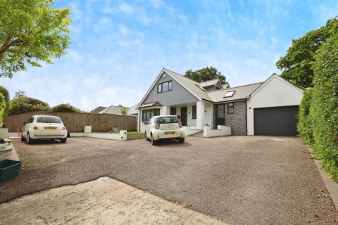 View Full Details for Meadow Close, Ferndown