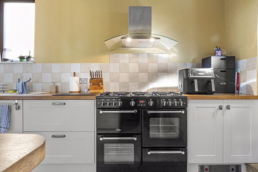 Images for Apperley Lane, Rawdon