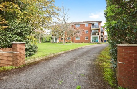 View Full Details for Ravenswood 23 Wimborne Road BH2 6LZ