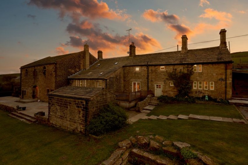 Images for Higher Murgatshaw Farm, Blackshaw Head, Hebden Bridge
