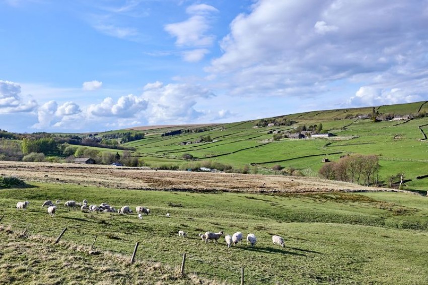 Images for Higher Murgatshaw Farm, Blackshaw Head, Hebden Bridge