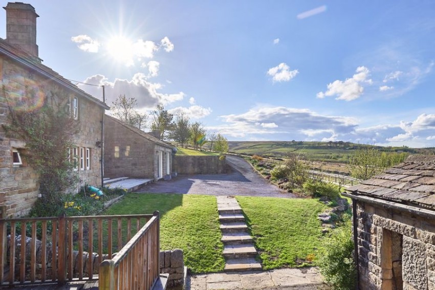 Images for Higher Murgatshaw Farm, Blackshaw Head, Hebden Bridge