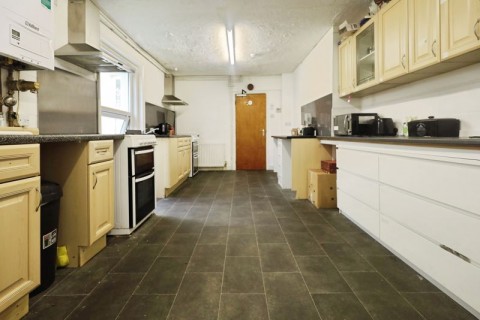 View Full Details for Seven Double Bedrooms / Five Bathrooms - Walpole Road, Bournemouth
