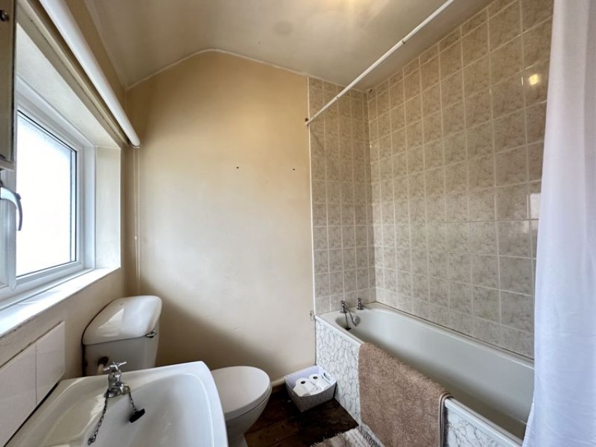Images for Wellgarth Road, Featherstone
