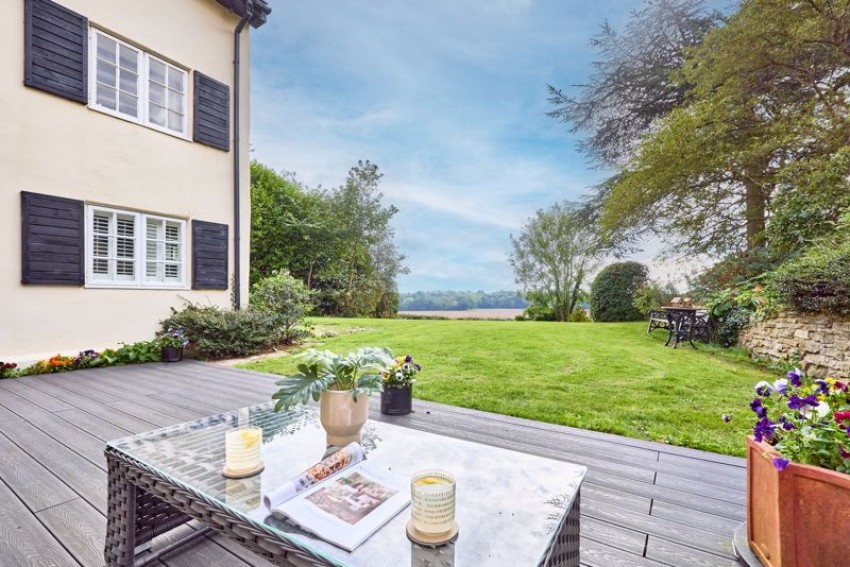 Images for Parkside Cottage, Old Village Street, Burghwallis