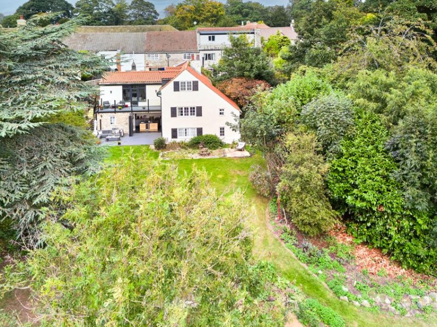 Images for Parkside Cottage, Old Village Street, Burghwallis