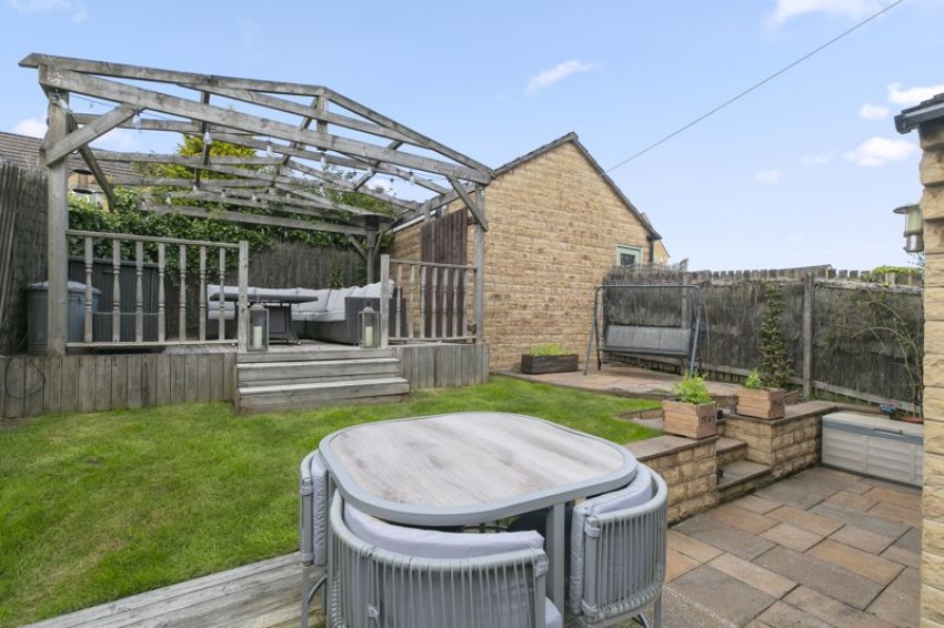 Images for Agincourt Drive, Gilstead