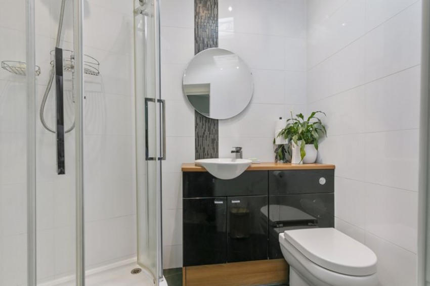 Images for Tinshill Road, Cookridge