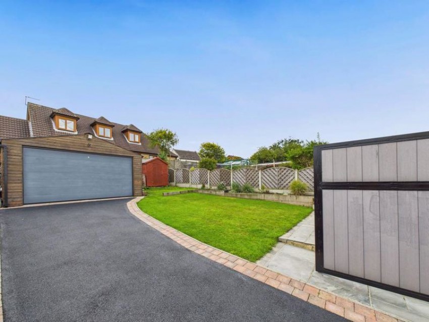 Images for Bridle Close, Netherton