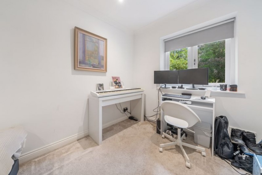 Images for 35 Nelson Road, Westbourne