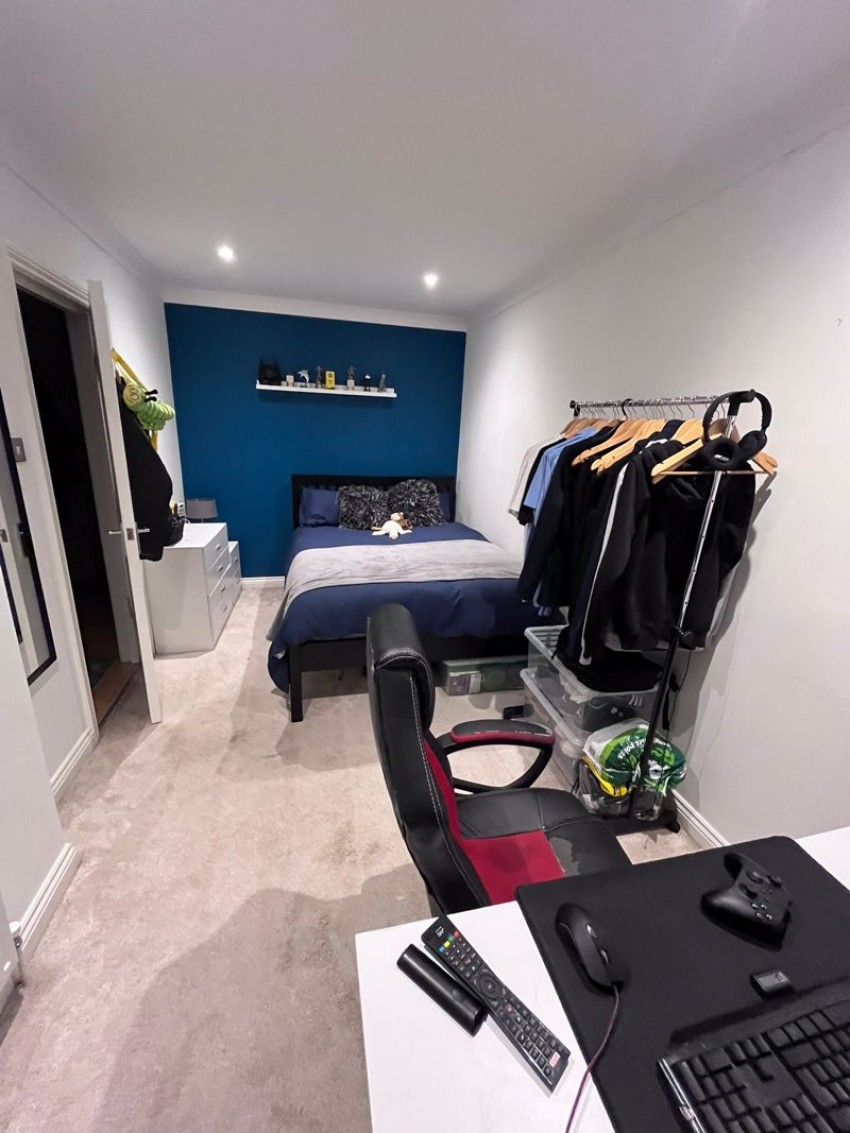 Images for 35 Nelson Road, Westbourne