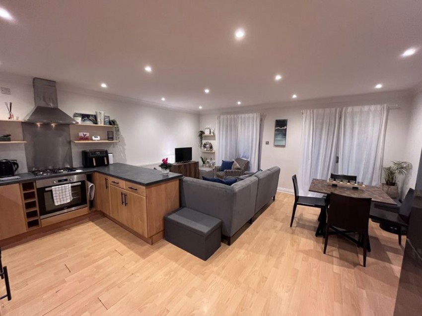 Images for 35 Nelson Road, Westbourne