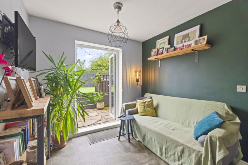 Images for Arnhem Close, Gilstead