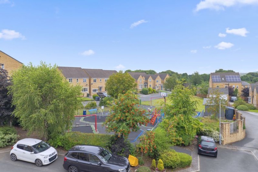 Images for Arnhem Close, Gilstead