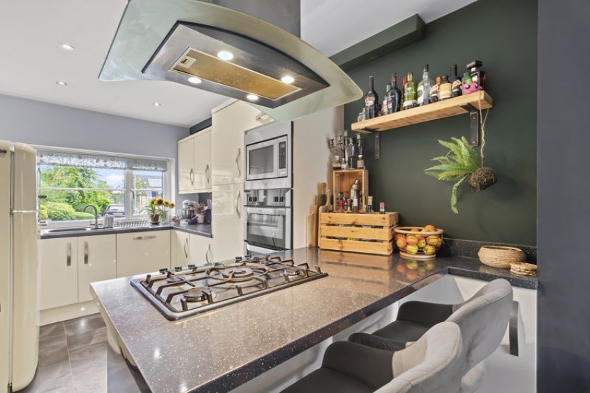 Images for Arnhem Close, Gilstead