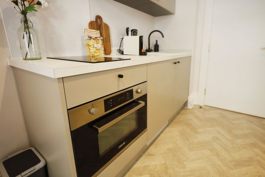 Images for New build luxury apartment with bills included seconds from beach